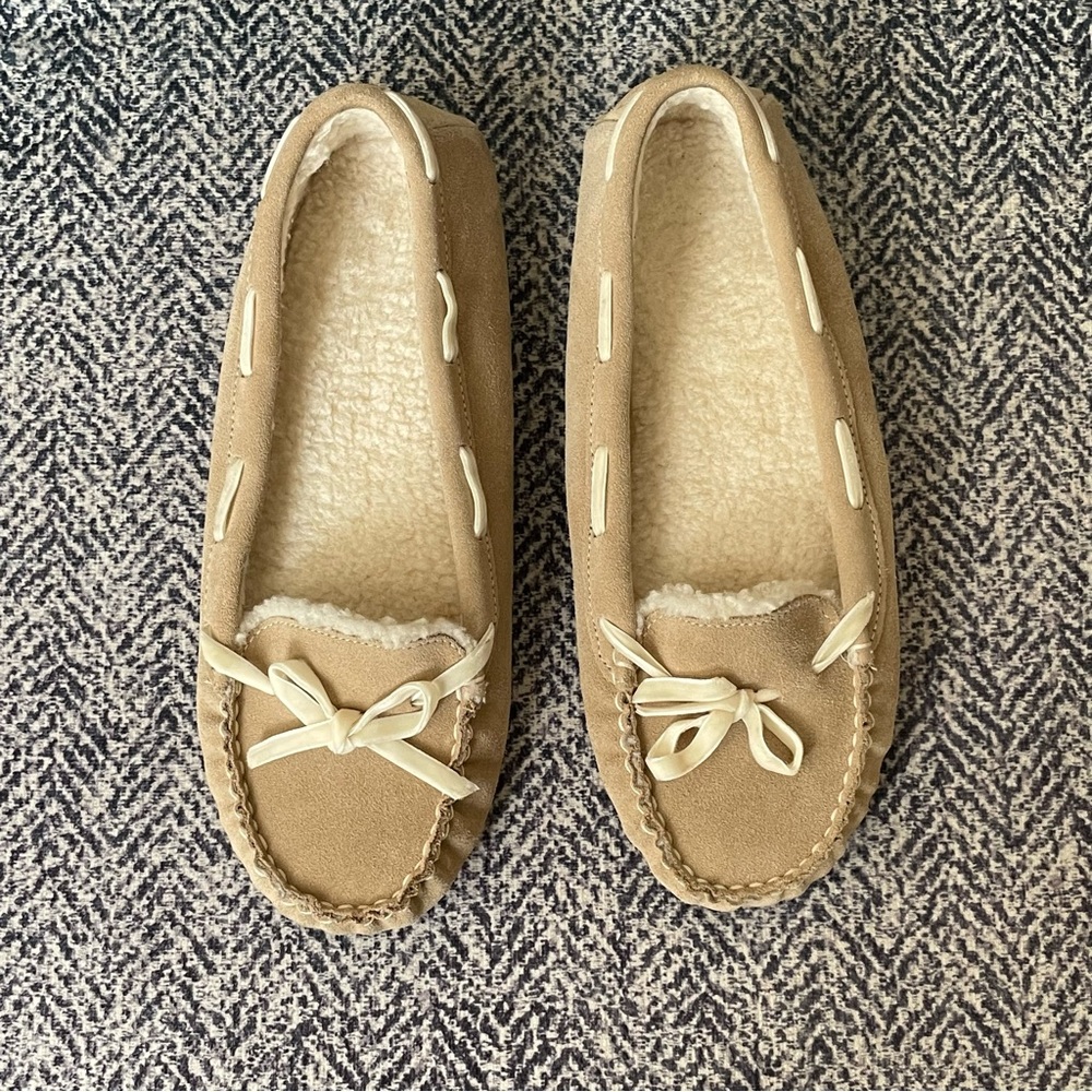 LL Bean Suede Slipper Moccasins Beige Tan Women's Size 10 M Rubber Slip On Shoes